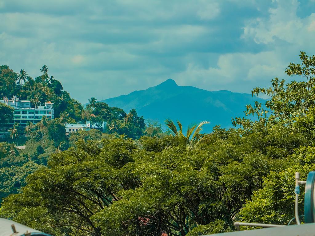 Aronka Homestay Kandy Exterior photo