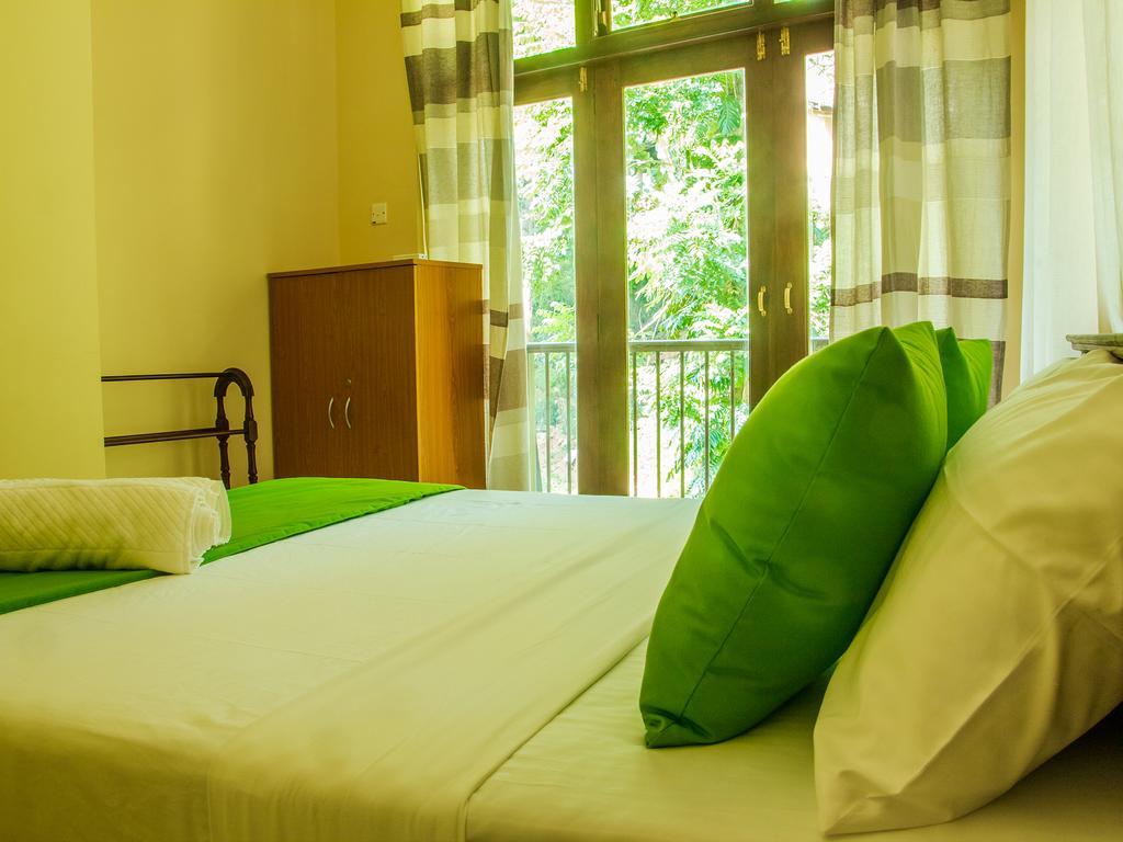 Aronka Homestay Kandy Exterior photo