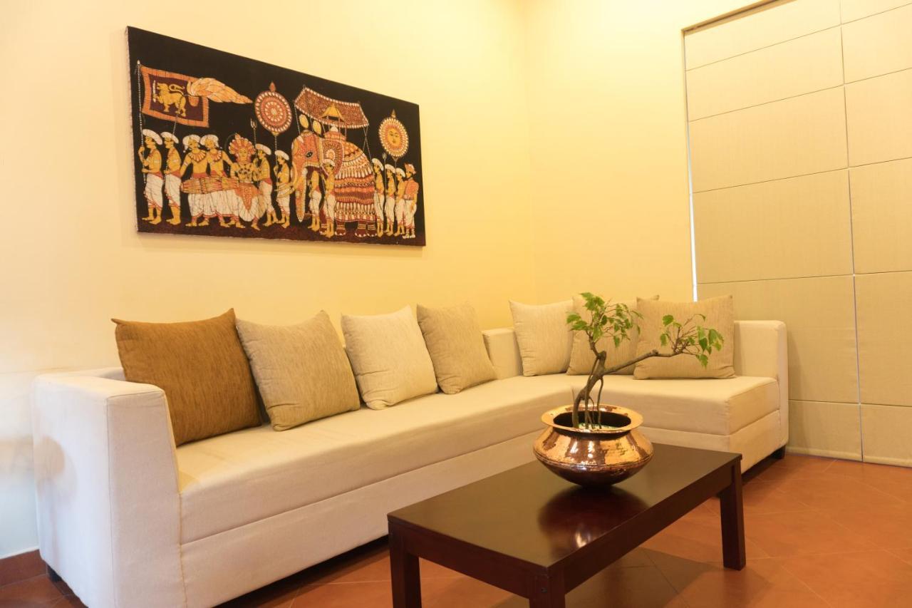 Aronka Homestay Kandy Exterior photo